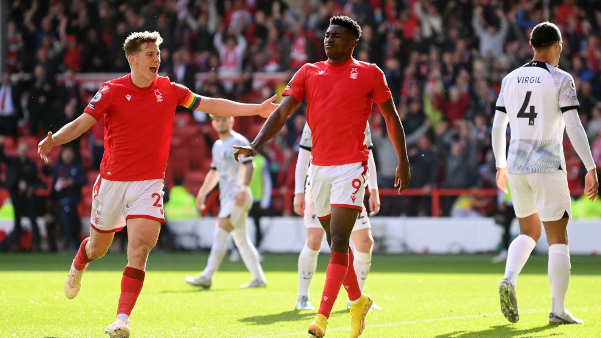 身态度的争 身态度的争